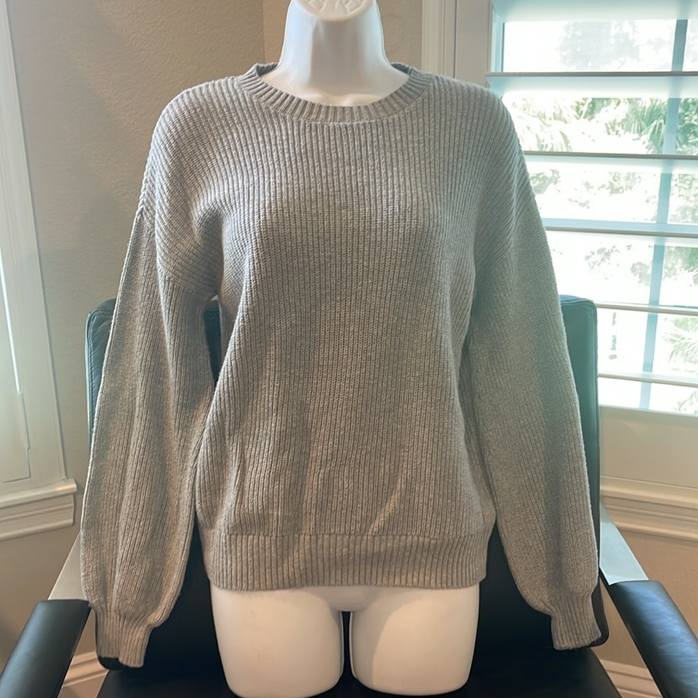 BCBGeneration grey puff sleeve sweater XS